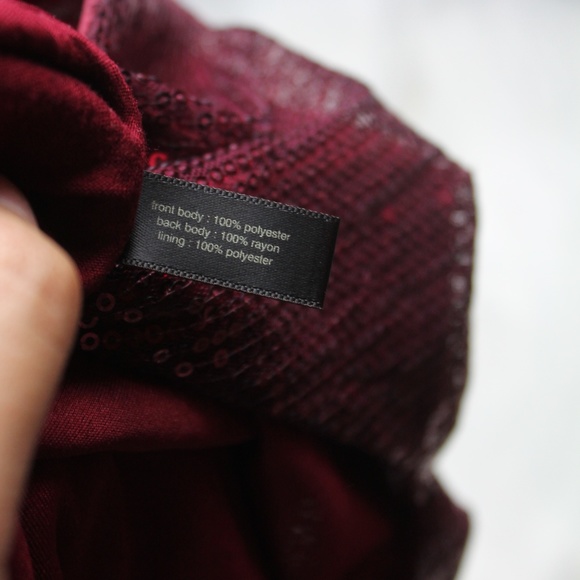 The Limited Maroon Sequin Short Sleeve Top XS - Picture 4 of 5